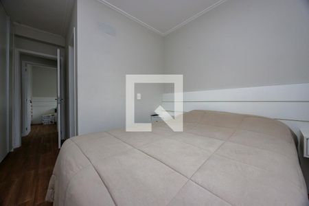 Apartamento à venda com 70m², 2 quartos e 2 vagas Apartamento à venda com 70m², 2 quartos e 2 vagasSuíte