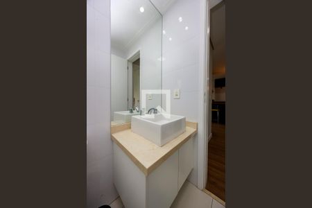 Apartamento à venda com 70m², 2 quartos e 2 vagas Apartamento à venda com 70m², 2 quartos e 2 vagasBanheiro 2