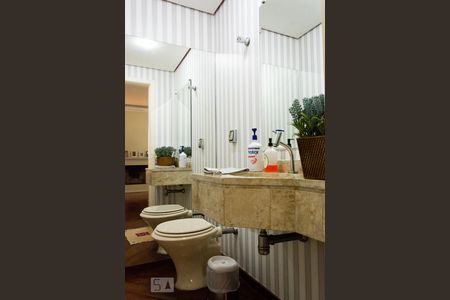 Apartamento à venda com 145m², 4 quartos e 3 vagasLavabo