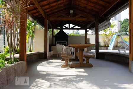 Apartamento à venda com 145m², 4 quartos e 3 vagasÁrea comum - Churrasqueira