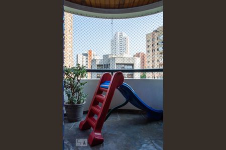 Apartamento à venda com 145m², 4 quartos e 3 vagasVaranda Sala