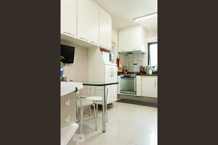 Apartamento à venda com 145m², 4 quartos e 3 vagasCozinha