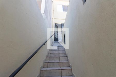 Casa à venda com 275m², 4 quartos e 3 vagasEscada Casa 2