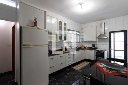Casa à venda com 275m², 4 quartos e 3 vagasCozinha