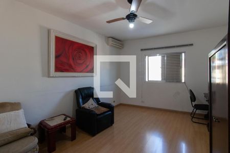 Casa à venda com 275m², 4 quartos e 3 vagasQuarto 2