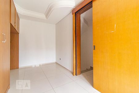 Quarto 1 de casa de condomínio para alugar com 3 quartos, 180m² em Fanny, Curitiba