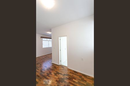 Apartamento à venda com 95m², 3 quartos e 1 vaga Apartamento à venda com 95m², 3 quartos e 1 vagaSala