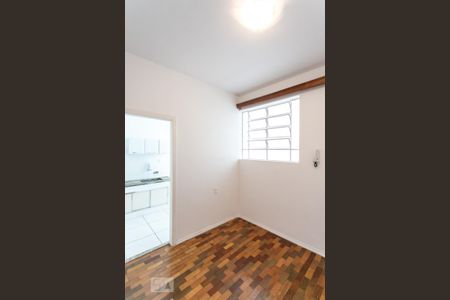 Apartamento à venda com 95m², 3 quartos e 1 vaga Apartamento à venda com 95m², 3 quartos e 1 vagaSala