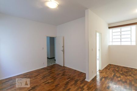 Apartamento à venda com 95m², 3 quartos e 1 vaga Apartamento à venda com 95m², 3 quartos e 1 vagaSala