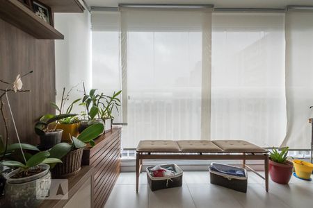Varanda de apartamento para alugar com 2 quartos, 55m² em Santo Amaro, São Paulo
