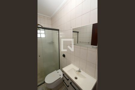 Casa à venda com 130m², 2 quartos e 2 vagasBanheiro da Suíte 2