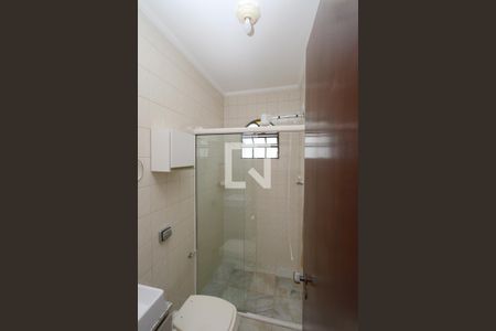 Casa à venda com 130m², 2 quartos e 2 vagasBanheiro da Suíte 1