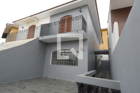 Casa à venda com 130m², 2 quartos e 2 vagasTerraço