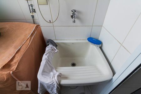 Apartamento para alugar com 60m², 2 quartos e 1 vagaÁrea de Serviço