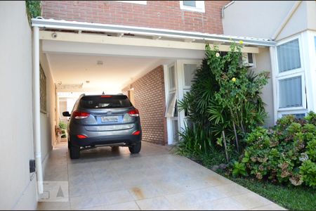 Casa para alugar com 350m², 4 quartos e 2 vagasÁrea externa