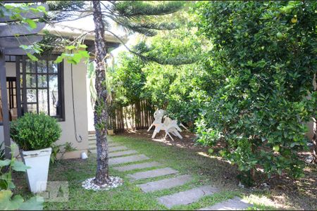 Casa para alugar com 350m², 4 quartos e 2 vagasÁrea externa