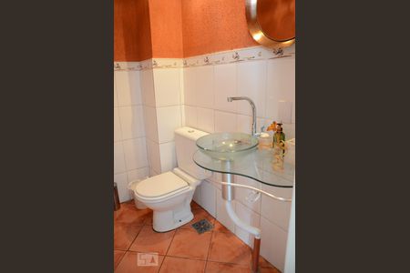 Lavabo de casa à venda com 4 quartos, 350m² em Igara, Canoas