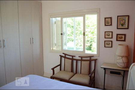 Casa para alugar com 350m², 4 quartos e 2 vagasQuarto