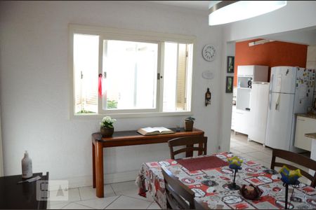 Casa para alugar com 350m², 4 quartos e 2 vagasCozinha