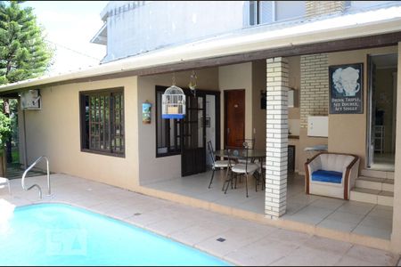 Casa para alugar com 350m², 4 quartos e 2 vagasÁrea externa