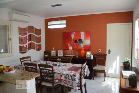 Casa para alugar com 350m², 4 quartos e 2 vagasCozinha