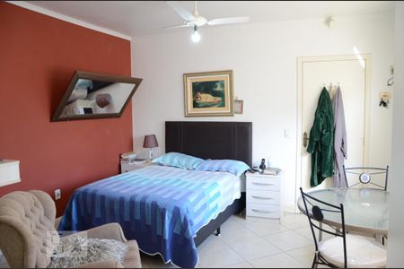 Casa para alugar com 350m², 4 quartos e 2 vagasQuarto