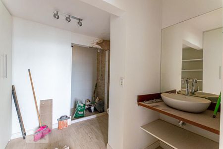 Apartamento para alugar com 70m², 2 quartos e 1 vagaCloset da Suite