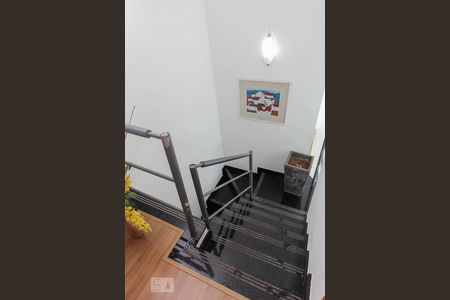 Studio à venda com 120m², 2 quartos e 1 vagaEscada