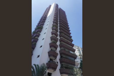 Apartamento para alugar com 300m², 4 quartos e 4 vagasFachada