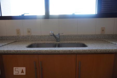 Apartamento para alugar com 300m², 4 quartos e 4 vagasCozinha