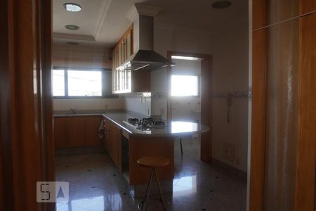 Apartamento para alugar com 300m², 4 quartos e 4 vagasÁrea de Serviço