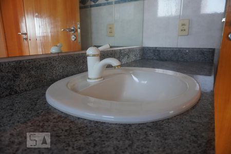 Apartamento para alugar com 300m², 4 quartos e 4 vagasBanheiro
