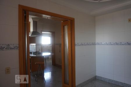 Apartamento para alugar com 300m², 4 quartos e 4 vagasÁrea de Serviço