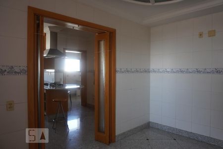 Apartamento para alugar com 300m², 4 quartos e 4 vagasÁrea de Serviço