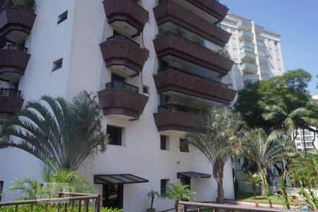 Apartamento para alugar com 300m², 4 quartos e 4 vagasFachada
