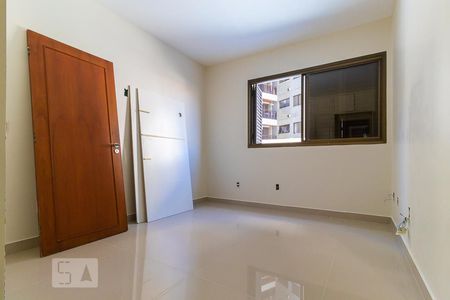 Apartamento à venda com 160m², 4 quartos e 2 vagasQuarto 2