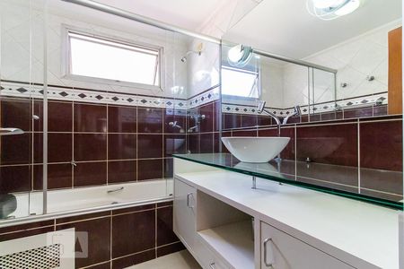 Apartamento à venda com 160m², 4 quartos e 2 vagasBanheiro da suíte