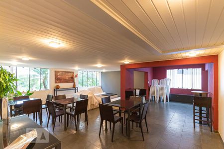 Apartamento à venda com 160m², 4 quartos e 2 vagasÁrea comum - Salão de festas