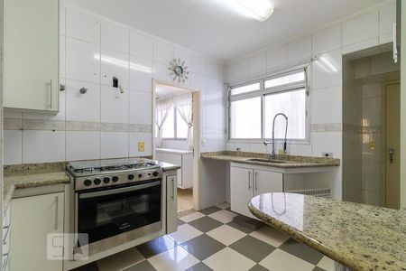 Apartamento à venda com 160m², 4 quartos e 2 vagasCozinha