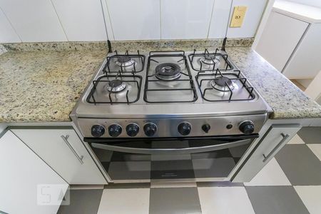 Apartamento à venda com 160m², 4 quartos e 2 vagasCozinha - Fogão