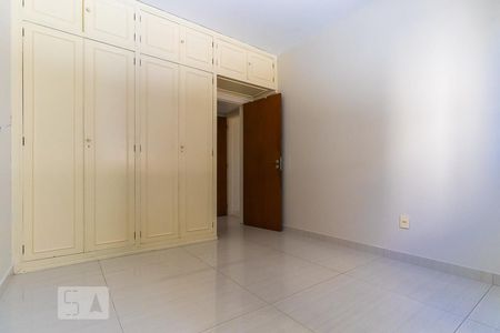 Apartamento à venda com 160m², 4 quartos e 2 vagasQuarto 3