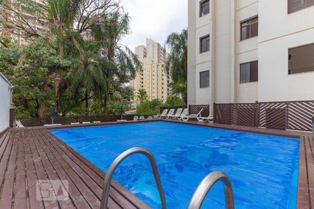 Apartamento à venda com 160m², 4 quartos e 2 vagasÁrea comum - Piscina