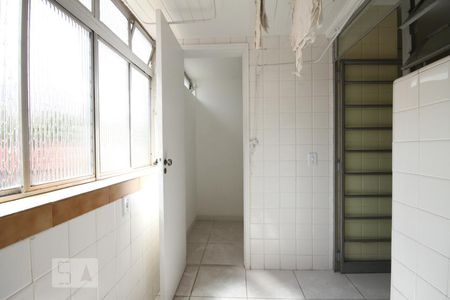 Apartamento para alugar com 90m², 3 quartos e 1 vagaÁrea de serviço