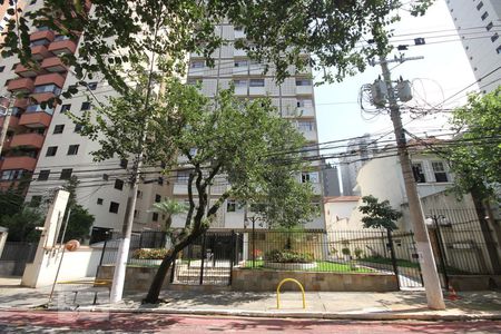 Apartamento para alugar com 90m², 3 quartos e 1 vagaFachada
