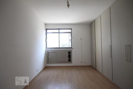 Apartamento para alugar com 90m², 3 quartos e 1 vagaSuíte