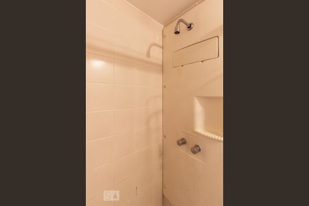 Banheiro de apartamento à venda com 1 quarto, 30m² em Vila Olímpia, São Paulo