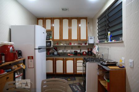 Casa de condomínio à venda com 250m², 6 quartos e 1 vagaCozinha