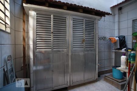 Casa de condomínio à venda com 250m², 6 quartos e 1 vagaÁrea de Serviço
