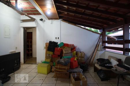 Casa de condomínio à venda com 250m², 6 quartos e 1 vagaTerraço