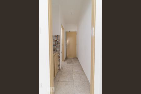 Corredor/Cozinha de kitnet/studio para alugar com 1 quarto, 34m² em Centro, São Paulo